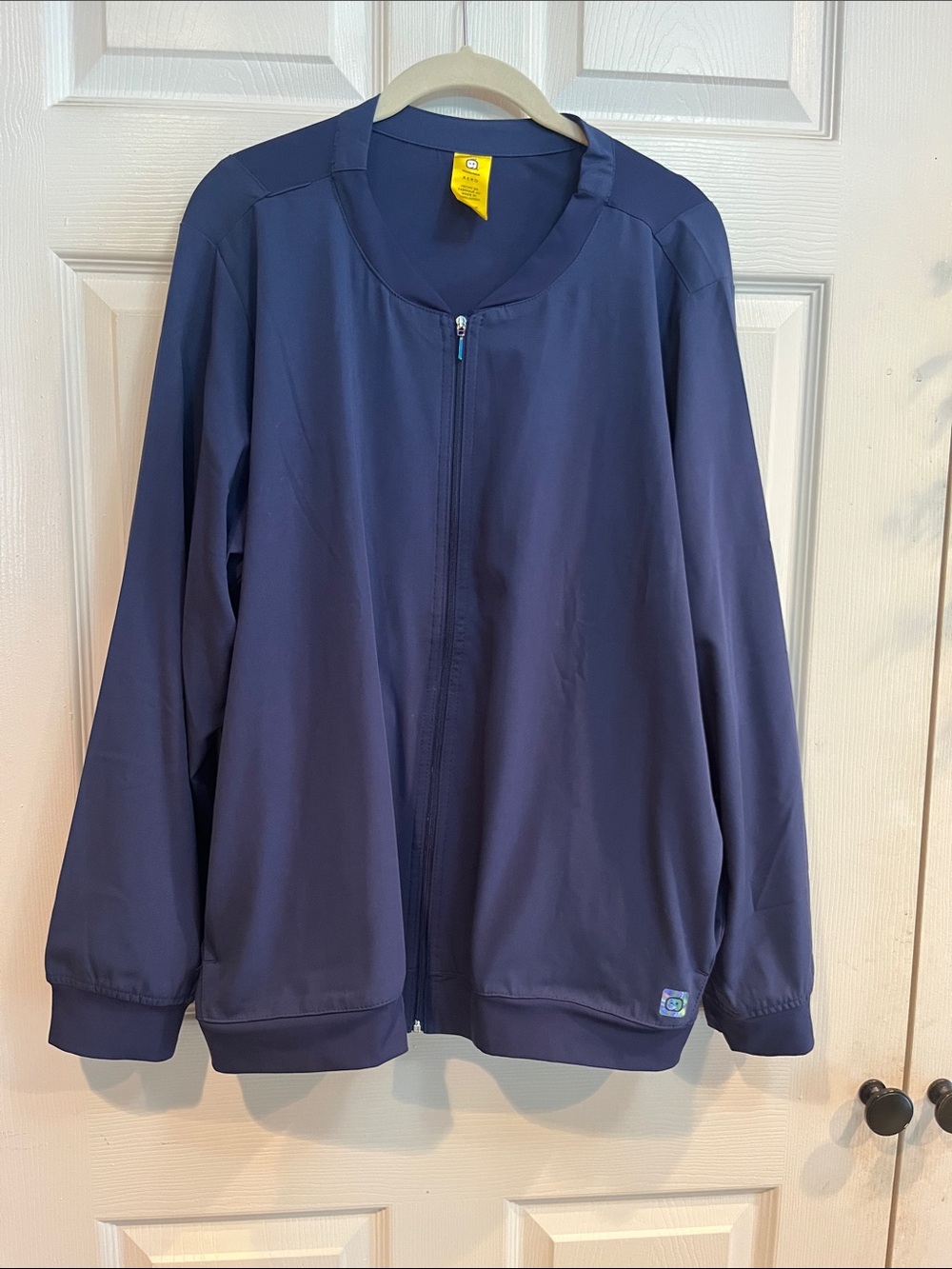 WonderWink Women's Navy Full-Zip Scrub Jacket